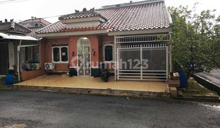 Rumah siap huni bagus lokasi di Lippo Karawaci, 0063 Ags