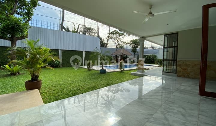 Luxury Hook House Good Ready to Occupy in Cilandak, 0029 Heypau