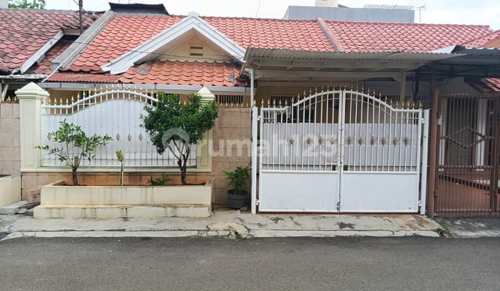 Move-in ready house in good and neat condition, Citra Garden 1, 0058 AgsJoh