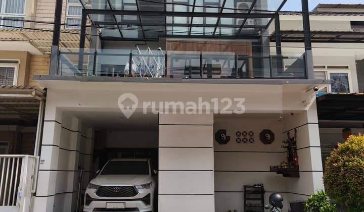 Rumah bagus rapih siap huni di Park Residence, 0002 CrsSus