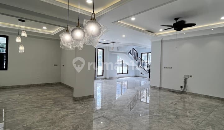 Rumah Baru Brandnew Mewah Uk 15X20m di Blok 8 Muara Karang,Pluit