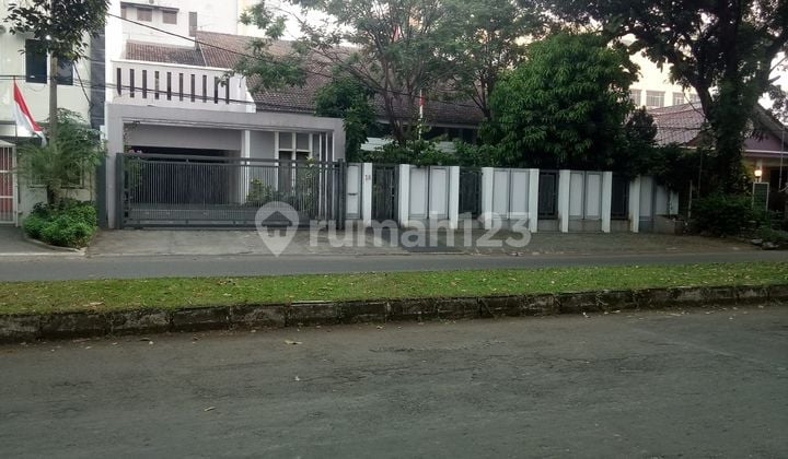 Rumah 2 Lantai Shm Siap Huni Lokasi Bagus Dan Jalan Lebar Di Jaka Permai Bekasi