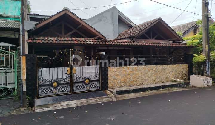 Dijual Rumah Bagus 1,5 Lantai di Babelan Indah Bekasi