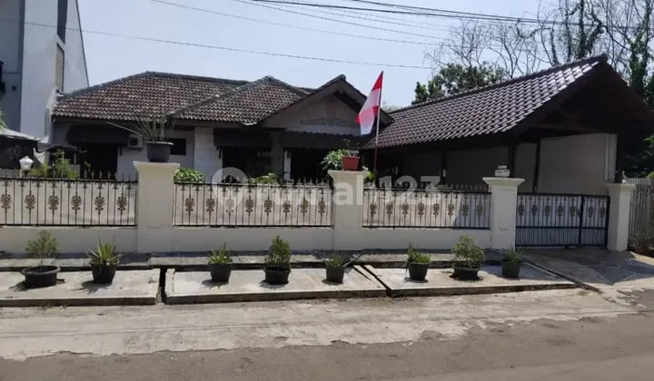 Rumah Luas Lokasi Strategis Di Jaka Permai Bekasi
