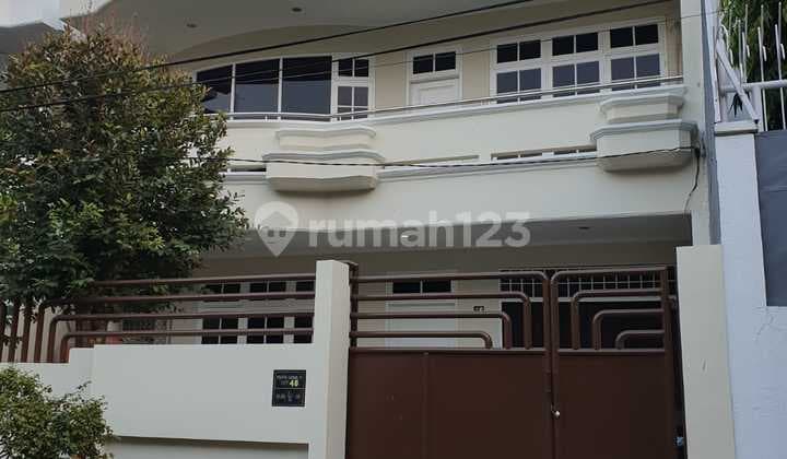 Rumah Mewah Di Ancol Timur Dekat Dufan 10x25 Sangat Terawat, Jual Cepat