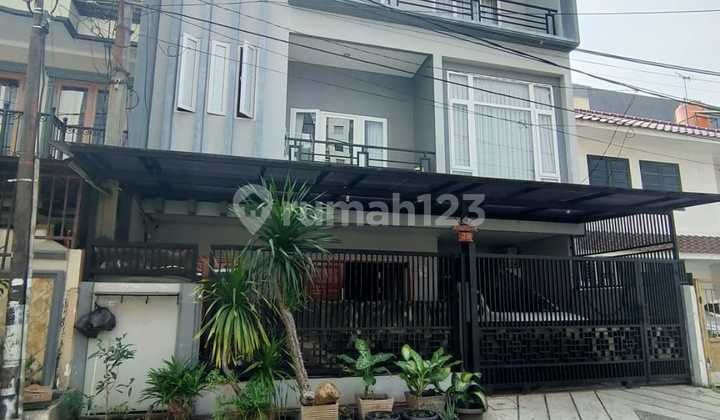 Turun Harga, Minimalis 9x15 3 Lantai Sunter Graha Pratama Fullfurnished Lebar 9, Dalam Komplek