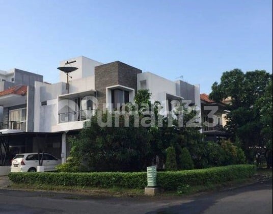 MURAH, RUMAH MEWAH DI ANCOL DALAM CLUSTER 2 LANTAI HUK, SEMI FURNISH BISA KPR