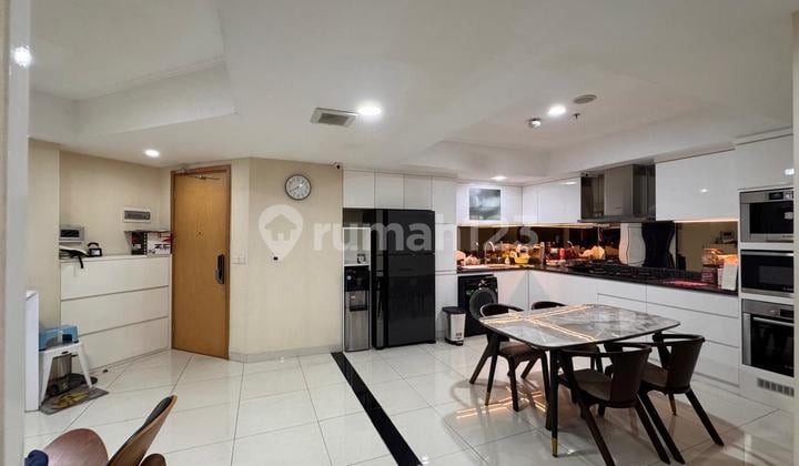 Apartemen The Mansion Kemayoran Gandeng 3 Br 120M Furnished Lux Apartemen The Mansion Kemayoran Gandeng 3 Br 120M Furnished Lux