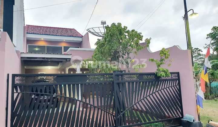 Beautiful modern house in Kalibogor near Pon market, Purwokerto station.