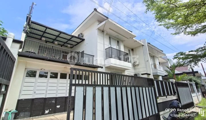 Rumah mewah 2 lantai perum dekat kampus UMP, UHB, Rs Margono Purwokerto