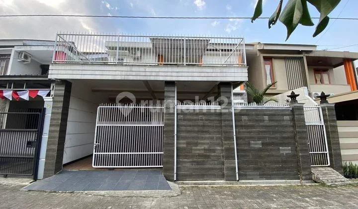 Rumah mewah 2 lantai perum elit Purbalingga