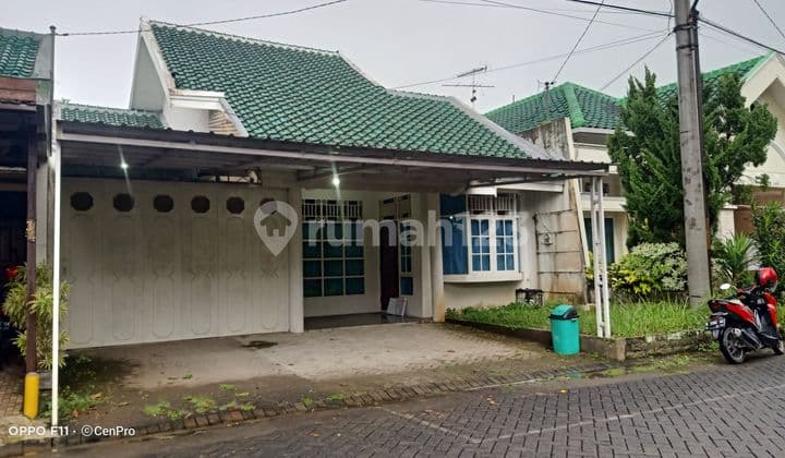 Rumah perum elit Permata Hijau pusat kota Purwokerto