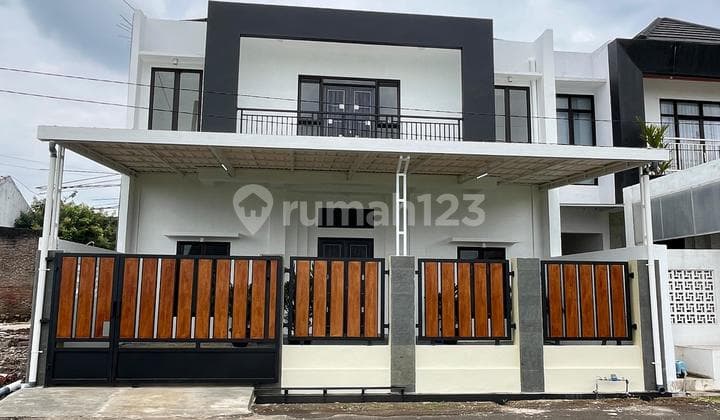 Kos Eksklusif Tingkat 14 Pintu Kompleks Kampus Uin Purbalingga