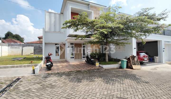 Elite Housing Home Near Unsoed Campus Purwokerto
