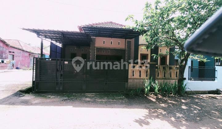 Hook House near High School 1, UIN Purbalingga Campus