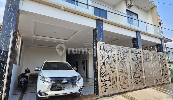 Kos Mewah Eksklusif 16 Pintu Full Furnish Purwokerto