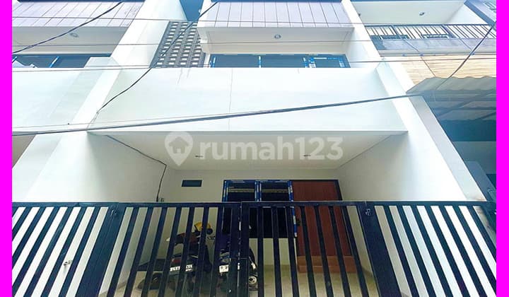 Dhyana New 3-Story House Tanjung Duren West Jakarta