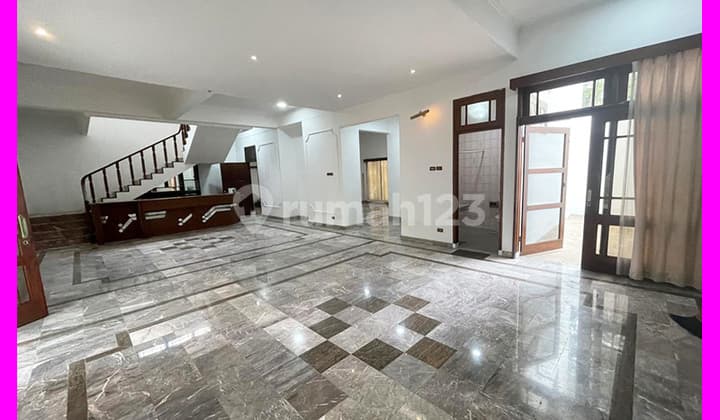 Dhyana Disewa rumah ukuran 17.5x25m di komplek kavling polri