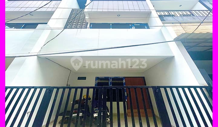 Dhyana Rumah Baru 3 Lantai Tanjung Duren