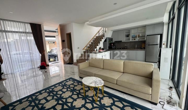 Disewakan Rumah Brava Himalaya Lippo Karawaci Full Furnished