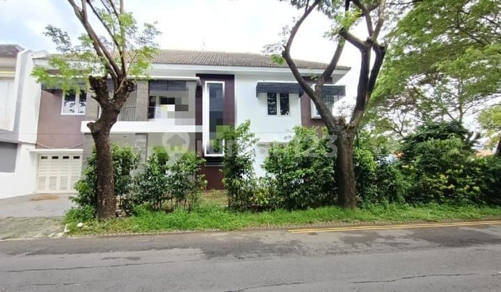 Hitung Tanah Rumah Second Minimalis di Aman Puspa Raya Citraland