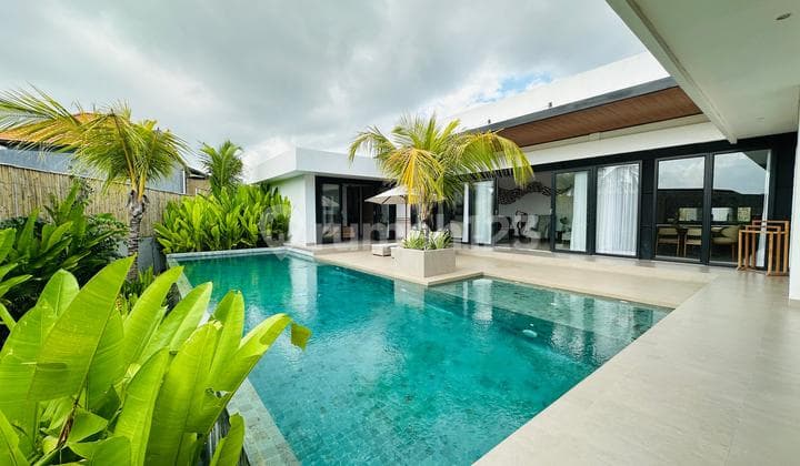Luxurious Modern Villas Located in Puri Gading Jimbaran, Bali. Prime Location Near International School, Pepito Market, GWK Statue & 10 Minutes to the Beach.