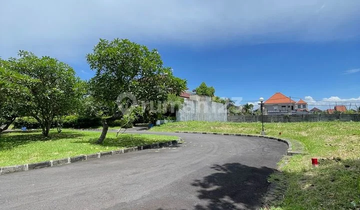For Sale: Prime Land in Teras Ayung Elite Residential Area, Denpasar • Land Area 672 M2 • HGB / Can Be Upgraded to SHM • Price 1.1 M / 100 M²