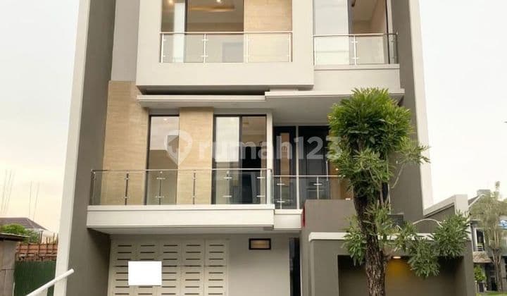 Di Jual Rumah 3 Lantai Full Furnished di Pakuwon Indah, Interior By Filia