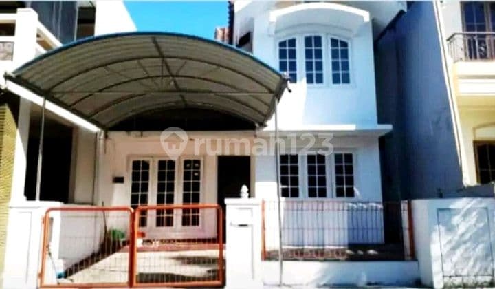 Di Jual Rumah Siap Huni di Villa Valencia Surabaya Baratlokasi Strategis Milik Pakuwon Indah* 3 Menit Remaja Mart* 3 Menit Zhang Palace* 3 Menit Pakuwon Mall* 5 Menit Lenmarc Mall* 5 Menit Sma Petra 1* 8 Menit Nasional Hospitalspesifikasi :Luas Tanah : 15