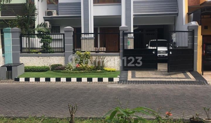 Di Jual Rumah Siap Huni , Full Furnished Tinggal Bawa Koper di Babatan Pratama Wiyung Surabaya
