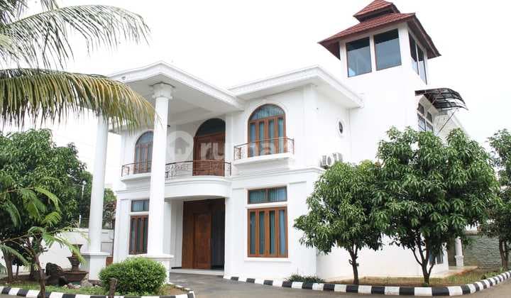 RUMAH MEWAH DIBAWAH NJOP CAKUNG MURAH.