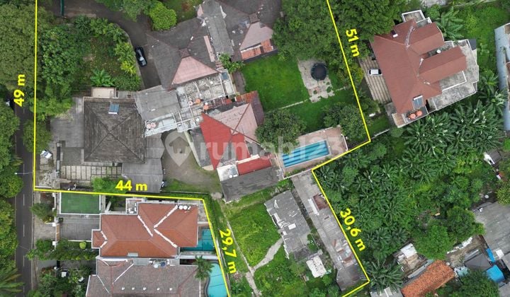 STRATEGIC LAND SUITABLE FOR COMMERCIAL USE IN PATRA KUNINGAN, 100 METERS TO GATSU ROAD