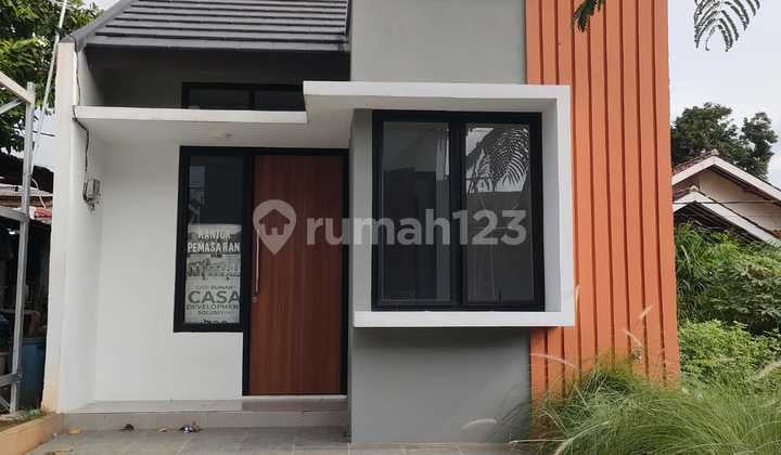 Rumah Modern Dekat Plaza Cibubur dan Stasiun LRT Harjamukti