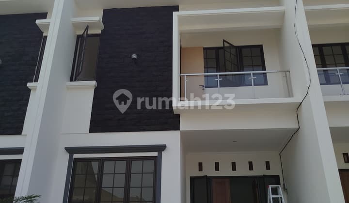Rumah Mewah Murah 2 Lantai Dekat Stasiun Lrt Harjamukti