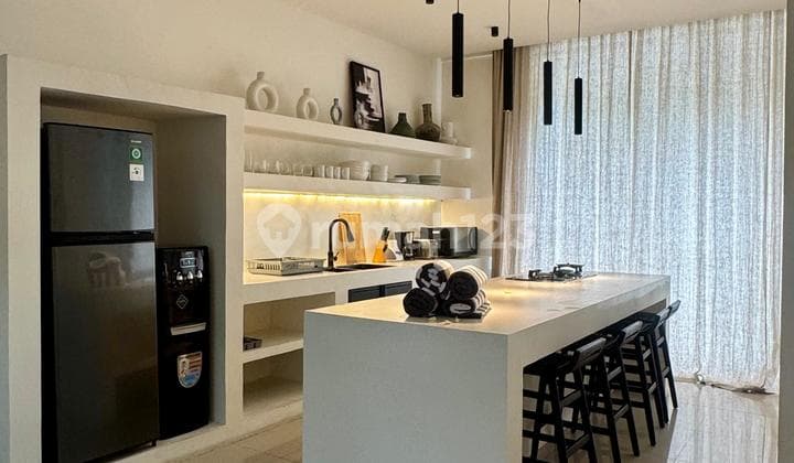 Villa 3Br Estetik di Jantung Canggu dengan Private Pool
