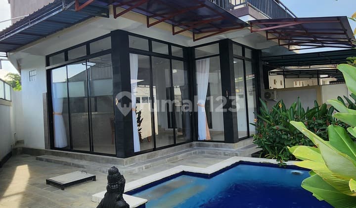 Rumah Semi Villa 3 Kamar di Denpasar Barat dengan Private Pool