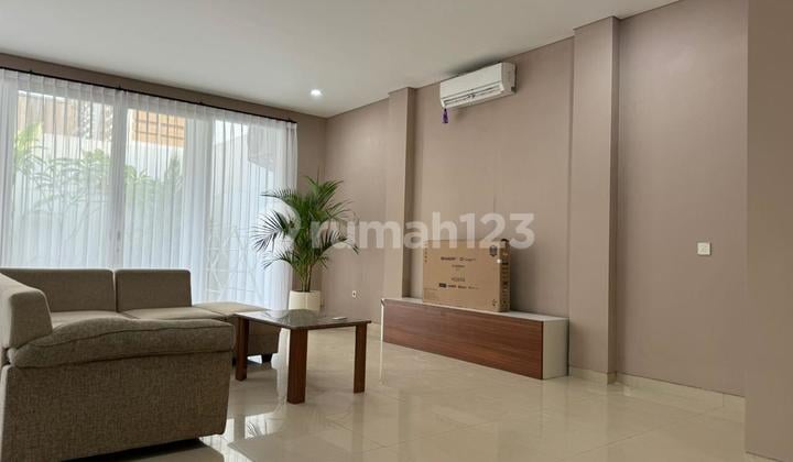 Rumah Cantik Modern Di Greenlot Residence Munggu 3 Kamar Tidur