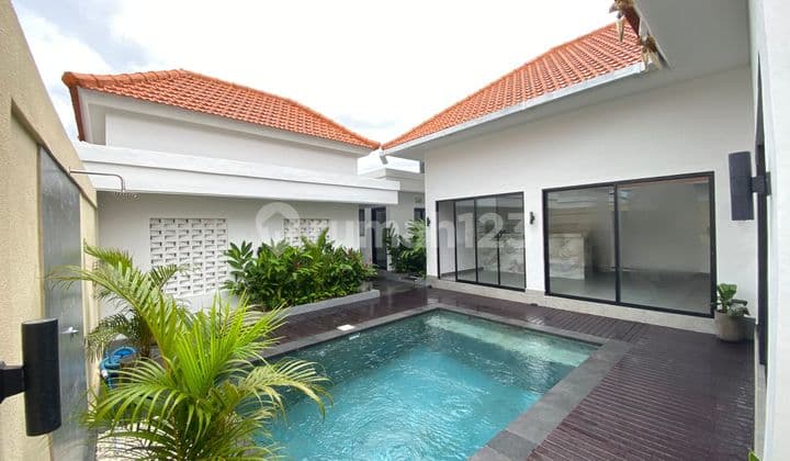 Villa Cantik Baru di Umalas 2 Kamar Tidur dengan Pool Unfurnished
