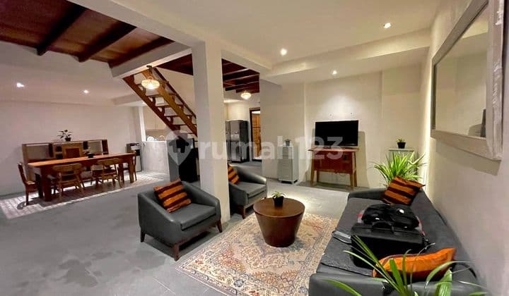 Rumah Bagus 4 Kamar Tidur Di Greenlit Residence Munggu Furnished