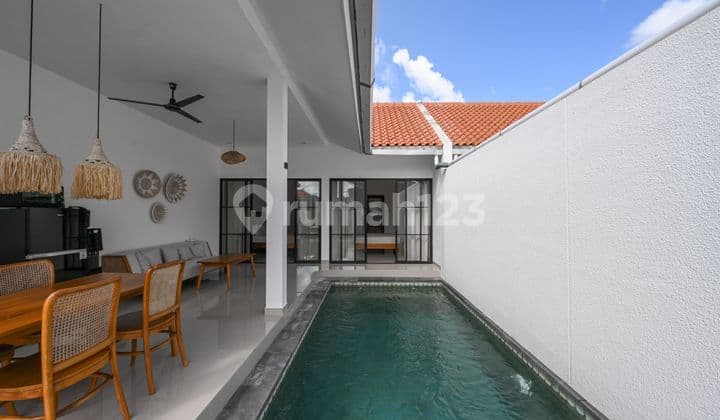 Modern 3 Bedrooms Villa At Jimbaran Area Fully Furnished