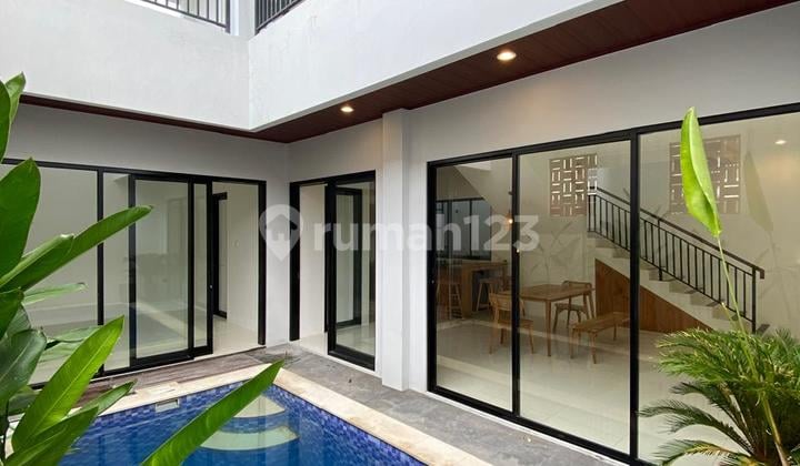 Villa Cantik Baru di Munggu 3 Kamar dengan Pool Semi Furnished