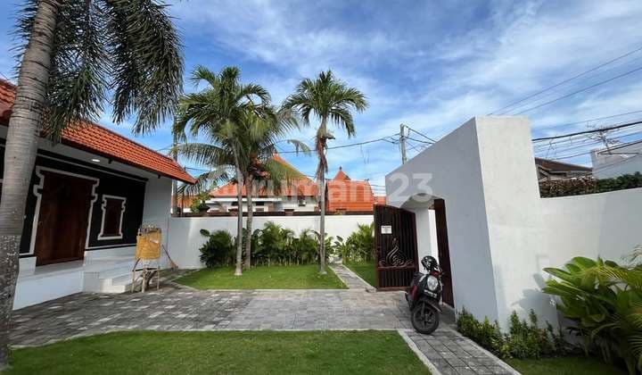 Beautiful Newly Renovated 3-Bedroom House in Canggu with a Large Garden