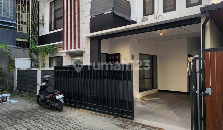 Minimalist 3-Bedroom House on Jl Tukad Musi Renon
