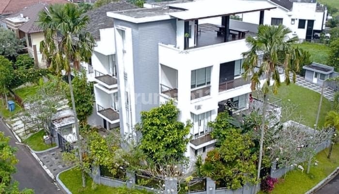 Dilelang, Rumah Mewah di Perum Sentul City, Bogor