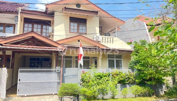 Dijual, Rumah Tinggal di Sektor 9 Bintaro Jaya, Tangerang Selatan
