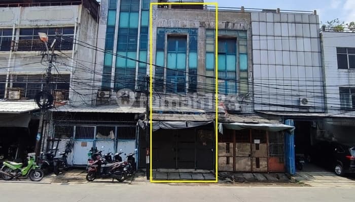 Dilelang, Ruko Strategis 3 Lantai di Mangga Besar, Jakarta Barat