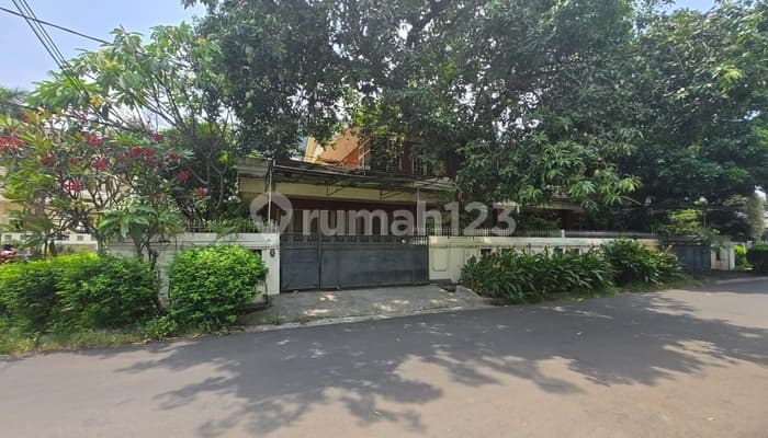 Auctioned, 2-Story Hook House in Bojong Permai Housing, West Jakarta