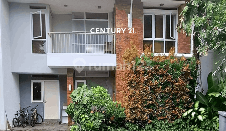 Beautiful House in Sector 9 Bintaro Az 17884