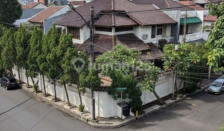 For Sale Serene House 200 Meters to Lebak Bulus MRT South Jakarta Nd-18092