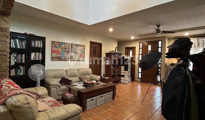 Rumah Dekat Sekolah Global di Bintaro Tangsel Ut-17823